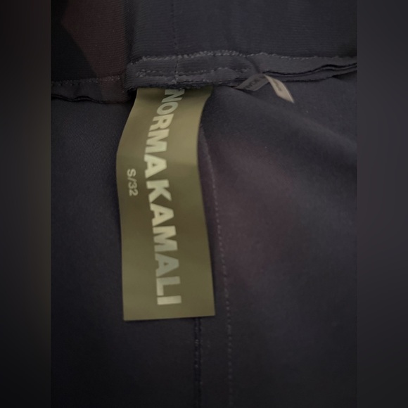 Norma Kamali Tapered Stretch-jersey Trousers Dark Navy - Picture 7 of 7